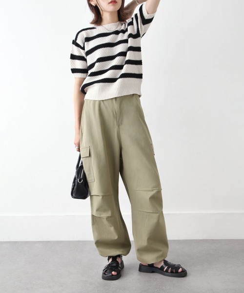 Chillfar(チルファー)の「ドロストパラシュートワイドカーゴパンツ(カーゴパンツ・レディース・カーキ/ホワイト/ブラック/グレイッシュベージュ・FREE)」の7枚目の写真