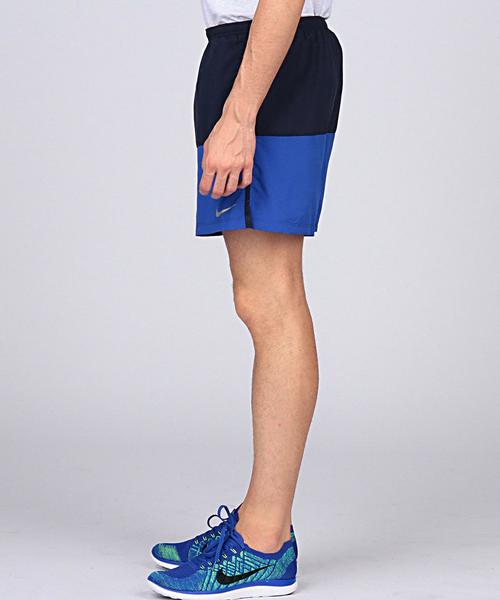 NIKE（ナイキ）の「NIKE（ナイキ） 5インチ カラーブロック ショート（その他パンツ・メンズ・ブラック/ダークグレー/ネイビー・MEDIUM/X-LARGE/SMALL/LARGE）」の5枚目の写真