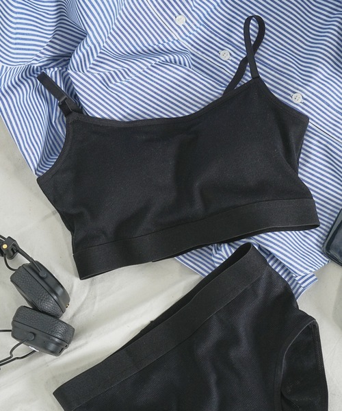 GUNZE(グンゼ)の「【GUNZE×TYPY】配色リブハーフトップ(その他アンダーウェア/インナー・レディース・ブラック/サックスブルー/ブラウン/ホワイト系その他/イエロー・MEDIUM/LARGE)」の2枚目の写真