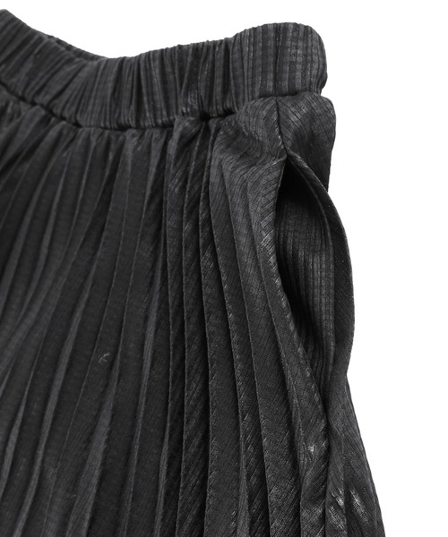 Figments（フィグメンツ）の「メタリックプリーツロングスカート（スカート・レディース・ブラック/シルバー・FREE）」の8枚目の写真
