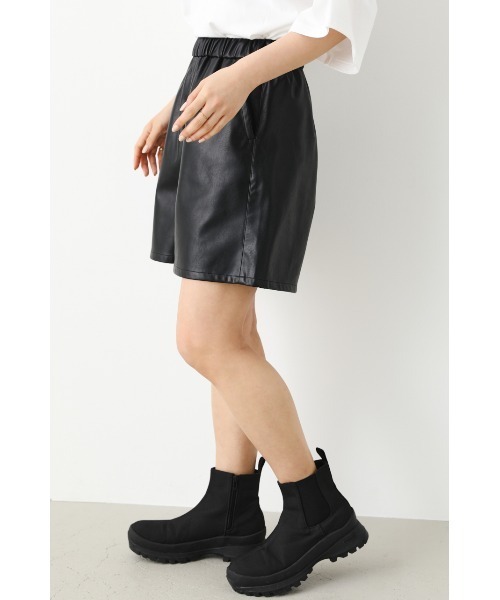 ブラック 合成皮革 ワイドレッグキュロット ブラック 合成皮革 ワイドレッグキュロット