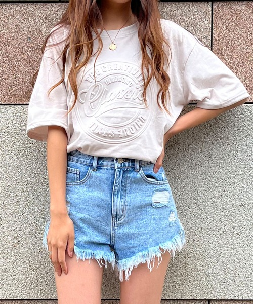 GLAMOROUS JANE(グラマラスジェーン)の「CLASSICエンボスTシャツ(Tシャツ/カットソー・レディース・ホワイト/レッド/ブラック/チャコールグレー/ネイビー/ベージュ/杢グレー・FREE)」の5枚目の写真