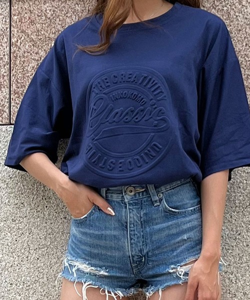 GLAMOROUS JANE(グラマラスジェーン)の「CLASSICエンボスTシャツ(Tシャツ/カットソー・レディース・ホワイト/レッド/ブラック/チャコールグレー/ネイビー/ベージュ/杢グレー・FREE)」の6枚目の写真