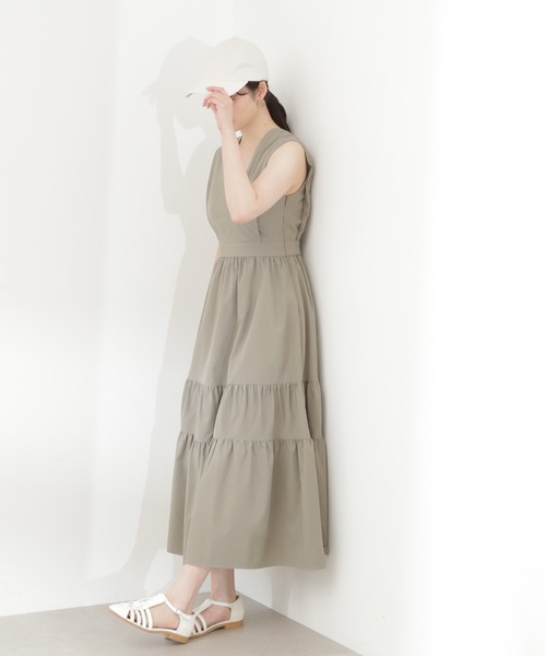 N.(N. Natural Beauty Basic)(エヌエヌナチュラルビューティーベーシック)の「【S Size Line】◆ティアードギャザーワンピース(ワンピース・レディース・ブラック/グレー/クリーム・SMALL/MEDIUM)」の10枚目の写真