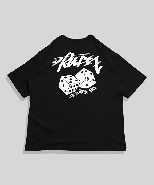 A‘gem 9（エージェムナイン）の「A'GEM/9 × .kom『FREEDEE/フリーディー』ダイスデザイン半袖Tシャツ/ハーフスリーブカットソー（Tシャツ/カットソー・メンズ・ブラック/ライトパープル/ホワイト/ライトブルー・FREE）」の10枚目の写真