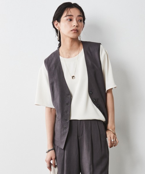 CHIC STYLE（シックスタイル）の「＜大きいサイズ＞レーヨン麻ベスト シックスタイル（ベスト・レディース・チャコール/ベージュ・4L/LL/3L/L/5L）」の20枚目の写真