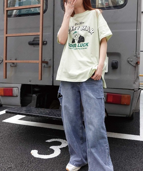 CORNERS（コーナーズ）の「STREET BEARプリントTシャツ（Tシャツ/カットソー・レディース・スミクロ/イエロー/ミント/レッド/サックスブルー/オフホワイト・FREE）」の3枚目の写真