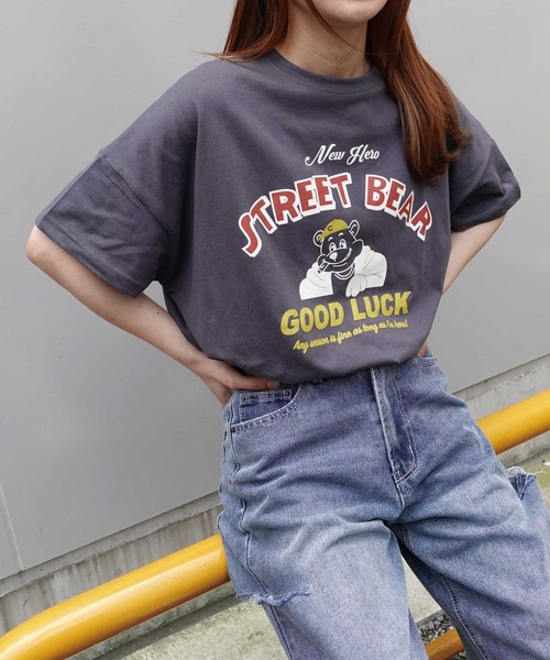 CORNERS（コーナーズ）の「STREET BEARプリントTシャツ（Tシャツ/カットソー・レディース・スミクロ/イエロー/ミント/レッド/サックスブルー/オフホワイト・FREE）」の12枚目の写真
