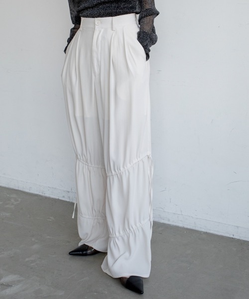 VACANCY（ヴァカンシー）の「シャーリングワイドパンツ（その他パンツ・レディース・ピンク/ブラック/アイボリー/グリーン・LARGE/MEDIUM）」の17枚目の写真