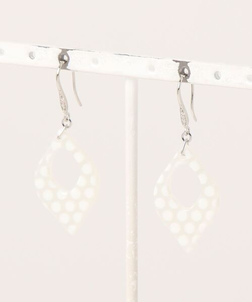 tone(トーン)の「【Little Sanctuary】Acrylic dot hoop / ピアス(ピアス(両耳用)・レディース・ホワイト/ピンク・FREE)」の1枚目の写真