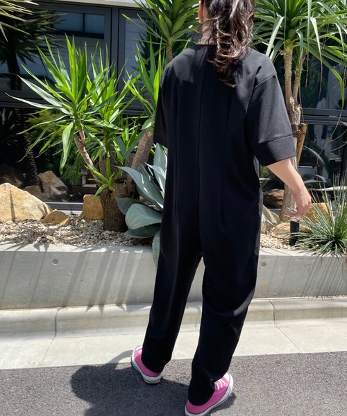 mi via loca（ミヴィアロカ）の「Vネックロンパース（サロペット/オーバーオール・レディース・ベージュ/ブラック/ブルー・FREE）」の5枚目の写真