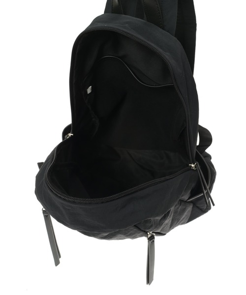 Edit Sheen（エディットシーン）の「ダブルジップナイロンリュック（バックパック/リュック・レディース・ベージュ/ブラック・FREE）」の6枚目の写真