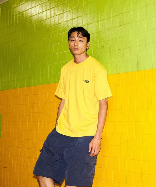 atmos(アトモス)の「atmosphere Logo T-shirts / アトモスフィア ロゴ Tシャツ(Tシャツ/カットソー・メンズ・イエロー/ホワイト/ブラック/ネイビー・M/XL/L/XXL)」の7枚目の写真
