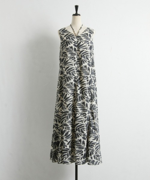 &. NOSTALGIA（アンドドットノスタルジア）の「ホルターネックリゾートワンピース（ワンピース・レディース・ブルー/グレー・FREE）」の18枚目の写真