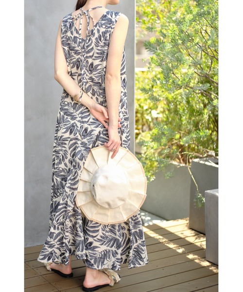 &. NOSTALGIA（アンドドットノスタルジア）の「ホルターネックリゾートワンピース（ワンピース・レディース・ブルー/グレー・FREE）」の8枚目の写真