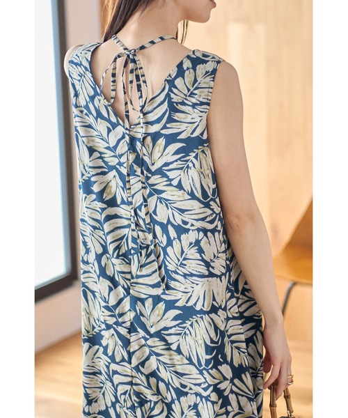 &. NOSTALGIA（アンドドットノスタルジア）の「ホルターネックリゾートワンピース（ワンピース・レディース・ブルー/グレー・FREE）」の13枚目の写真