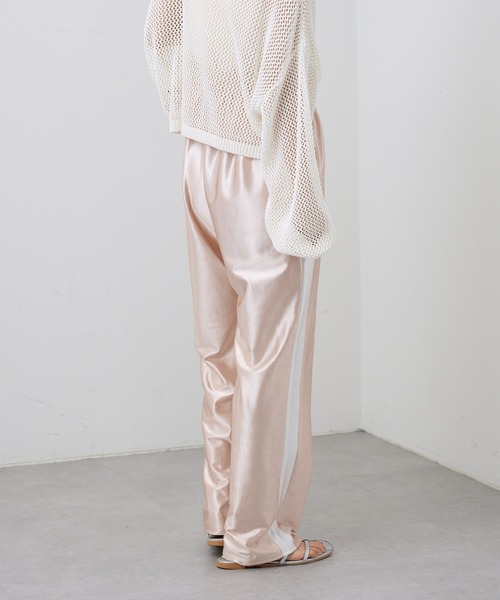 COLONY 2139（コロニートゥーワンスリーナイン）の「ラインサテンパンツ（その他パンツ・レディース・グレー/シャンパン・FREE）」の19枚目の写真