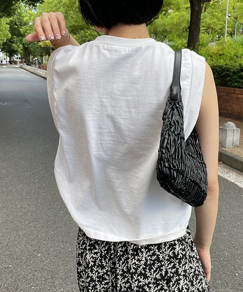 SEN TOKYO（セントーキョー）の「フェミニンにもカジュアルにも。くしゅくしゅハンドバック（ハンドバッグ・レディース・シルバー/ホワイト/ブラック・FREE）」の11枚目の写真