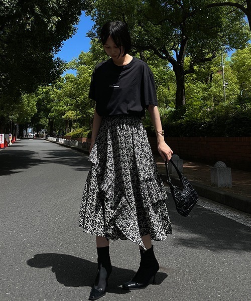 SEN TOKYO（セントーキョー）の「フェミニンにもカジュアルにも。くしゅくしゅハンドバック（ハンドバッグ・レディース・シルバー/ホワイト/ブラック・FREE）」の12枚目の写真