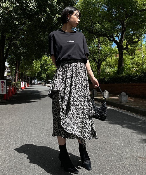 SEN TOKYO（セントーキョー）の「フェミニンにもカジュアルにも。くしゅくしゅハンドバック（ハンドバッグ・レディース・シルバー/ホワイト/ブラック・FREE）」の14枚目の写真