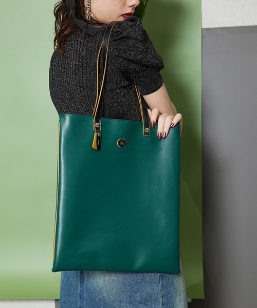 jouetie（ジュエティ）の「【jouetie/ジュエティ】カラーエッジ(コバ) A4トートバッグ（トートバッグ・レディース・ブラック/アイボリー/ダークブラウン/ダークグリーン/ブラック系その他・FREE）」の5枚目の写真