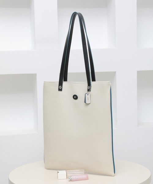 jouetie（ジュエティ）の「【jouetie/ジュエティ】カラーエッジ(コバ) A4トートバッグ（トートバッグ・レディース・ブラック/アイボリー/ダークブラウン/ダークグリーン/ブラック系その他・FREE）」の9枚目の写真