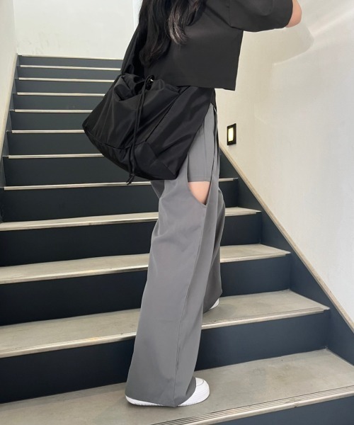 nemne store(ネンネストア)の「【低身長用サイズあり】サイドカッティングパンツ(その他パンツ・レディース・ブラック/グレー・MEDIUM/SMALL)」の6枚目の写真