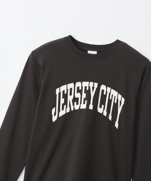 Champion(チャンピオン)の「【Champion/チャンピオン】メンズ ベーシック ロングスリーブTシャツ(Tシャツ/カットソー・メンズ・ネイビー/グリーン系その他/グレー系その他2/ベージュ系その他3/ブラック系その他/ホワイト×レッド/ホワイト×ブルー/グレー系その他7・X-LARGE/MEDIUM/LARGE/SMALL)」の16枚目の写真