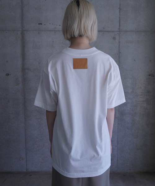 G.V.G.V.(ジーヴィージーヴィー)の「H/S TEE(Tシャツ/カットソー・レディース・グレイッシュベージュ/ブラック/ブラウン/ピンク/ホワイト・ONE SIZE)」の17枚目の写真