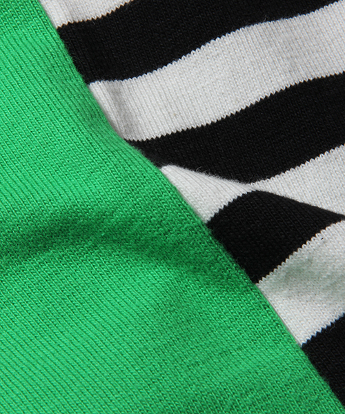 BEAMS T（ビームスティー）の「ALOYE×G.F.G.S. / ロングスリーブ コットンニットセーター（Tシャツ/カットソー・メンズ・グリーン/ホワイト×ネイビー/レッド/ブラック×グリーン/ブラック×ホワイト/ホワイト×ブラック・LARGE/X-LARGE/MEDIUM/SMALL）」の14枚目の写真