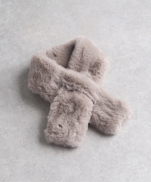 cepo（セポ）の「フェイクファーミニティペット（マフラー・レディース・ライトベージュ/モカ/ライトグレー・FREE）」の11枚目の写真