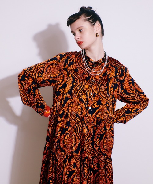 manana suerte（マニャーナスエルテ）の「ダマスクプリントティアードワンピース（ワンピース・レディース・オレンジ/ブルー・FREE/0）」の11枚目の写真