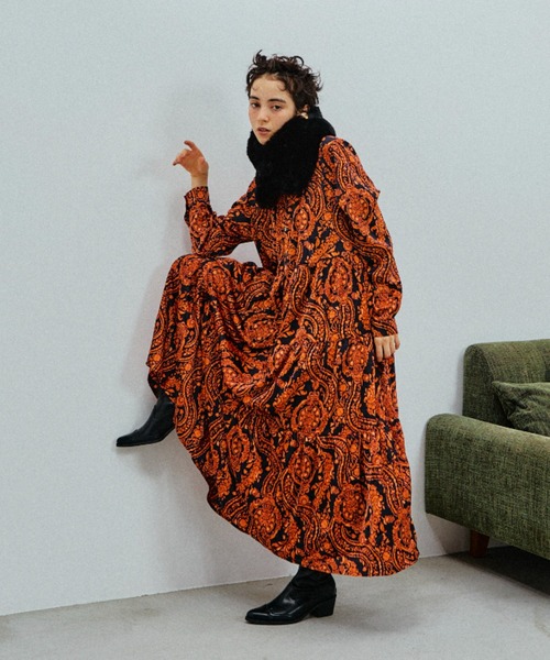 manana suerte（マニャーナスエルテ）の「ダマスクプリントティアードワンピース（ワンピース・レディース・オレンジ/ブルー・FREE/0）」の16枚目の写真