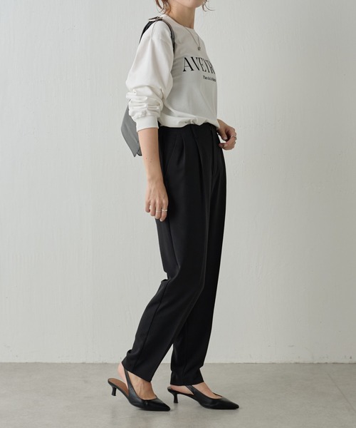 COLLAGE GALLARDAGALANTE(コラージュガリャルダガランテ)の「ロゴロンT/WEB限定(Tシャツ/カットソー・レディース・グレー/ホワイト/ネイビー・FREE)」の4枚目の写真