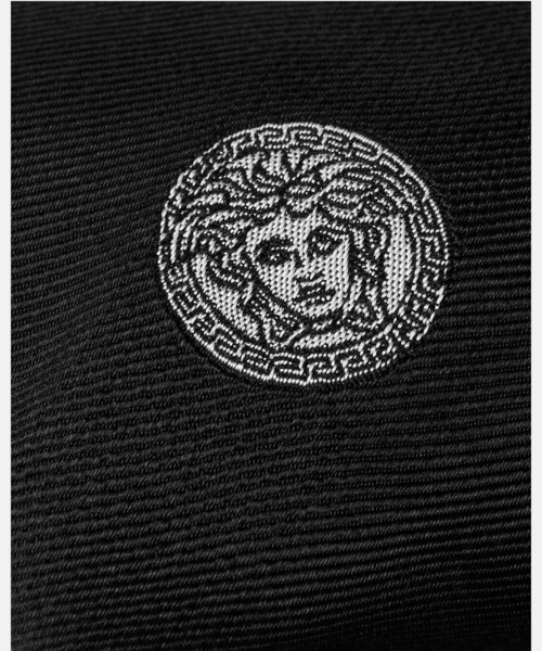 VERSACE（ヴェルサーチ）の「メドゥーサ シルク ネクタイ（ネクタイ・メンズ・ブラック×ホワイト/ネイビー・ONE SIZE）」の4枚目の写真