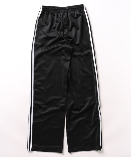PAGEBOY（ページボーイ）の「WEB限定アイテム/adidas　FIREBIRDトラックパンツ（スウェットパンツ・レディース・ブラック・SMALL）」の2枚目の写真