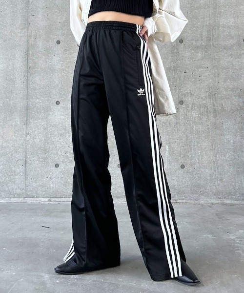 PAGEBOY（ページボーイ）の「WEB限定アイテム/adidas　FIREBIRDトラックパンツ（スウェットパンツ・レディース・ブラック・SMALL）」の3枚目の写真