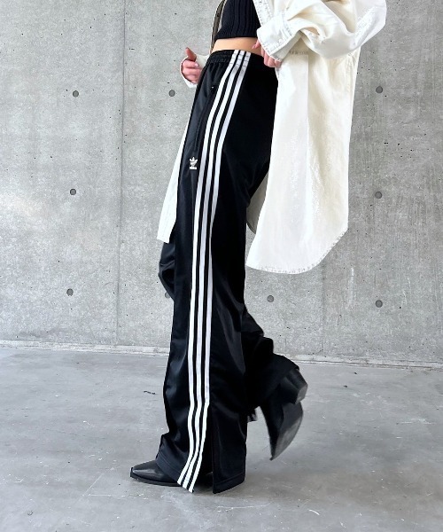 PAGEBOY（ページボーイ）の「WEB限定アイテム/adidas　FIREBIRDトラックパンツ（スウェットパンツ・レディース・ブラック・SMALL）」の6枚目の写真