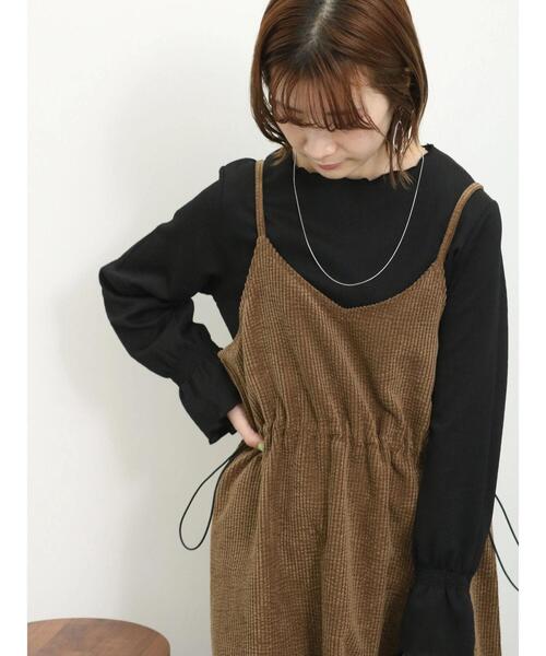 Samansa Mos2 blue（サマンサモスモスブルー）の「ジョーゼットプリーツプルオーバー（Tシャツ/カットソー・レディース・イエロー/ブラック/キナリ・F）」の5枚目の写真