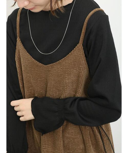 Samansa Mos2 blue（サマンサモスモスブルー）の「ジョーゼットプリーツプルオーバー（Tシャツ/カットソー・レディース・イエロー/ブラック/キナリ・F）」の7枚目の写真