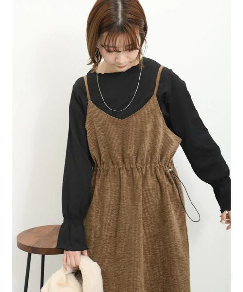 Samansa Mos2 blue（サマンサモスモスブルー）の「ジョーゼットプリーツプルオーバー（Tシャツ/カットソー・レディース・イエロー/ブラック/キナリ・F）」の8枚目の写真