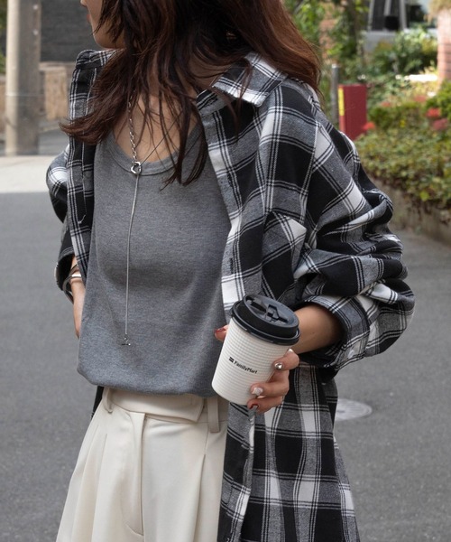 FRUIT OF THE LOOM（フルーツオブザルーム）の「EC限定！パック入り【FRUIT OF THE LOOM】フライスリブタンクトップ インナー（タンクトップ・メンズ・グレー/ホワイト/ブラック・XL/M/L）」の15枚目の写真