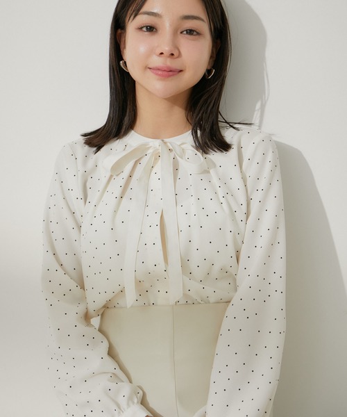 VIS（ビス）の「【洗える】【2WAY】リボン取り外しフロントタックブラウス（シャツ/ブラウス・レディース・ブラック系その他/サックスブルー/ホワイト/ホワイト系その他/ピンク系その他2・FREE）」の7枚目の写真