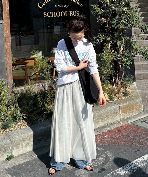 feepur（フェピュール）の「セパレートボリュームチュールスカート（スカート・レディース・ブラック/アイボリー・MEDIUM）」の6枚目の写真