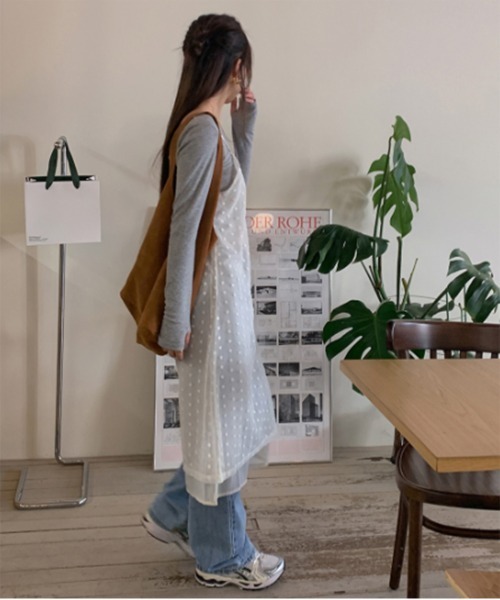 by muni:r（バイ ムニール）の「フラワーレースレイヤードワンピース（ワンピース・レディース・アイボリー/ブラック・FREE）」の17枚目の写真