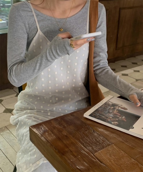 by muni:r（バイ ムニール）の「フラワーレースレイヤードワンピース（ワンピース・レディース・アイボリー/ブラック・FREE）」の22枚目の写真