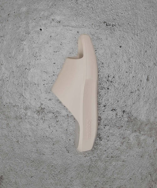 muleboy（ミュールボーイ）の「PIAZZA X SLIDE（サンダル・メンズ・ダークグリーン/グレー/ブラック/アイボリー/ベージュ・XX-SMALL/X-SMALL/X-LARGE/LARGE/MEDIUM/SMALL）」の19枚目の写真