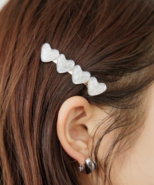 flower(フラワー)の「ジェリーハートクリップ(バレッタ/ヘアクリップ・レディース・ホワイト/シルバー/グレイッシュブルー・A/B)」の3枚目の写真