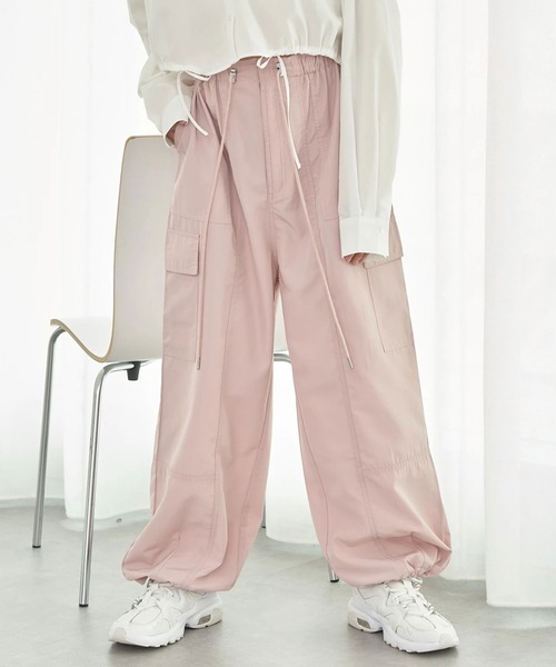 earth music&ecology（アースミュージックアンドエコロジー）の「カーゴパンツ（カーゴパンツ・レディース・ピンク/ライトカーキ/ライトベージュ・FREE）」の3枚目の写真