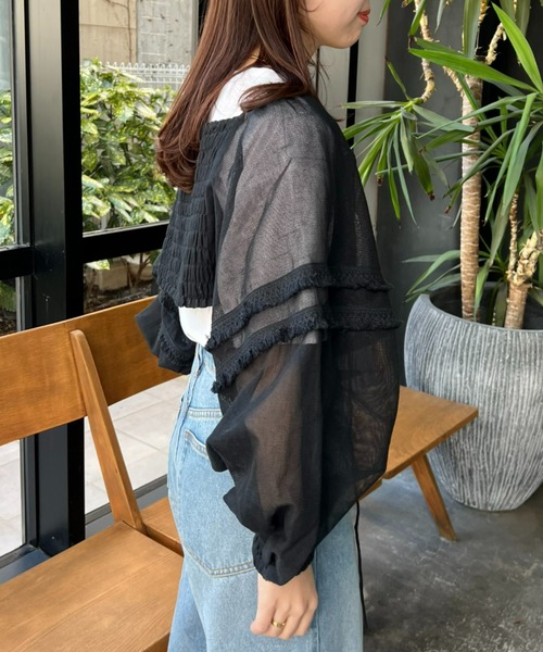 CIAOPANIC TYPY（チャオパニックティピー）の「【india】ネットレースシャーリング袖ボリュームボレロ（シャツ/ブラウス・レディース・ホワイト/ブラック・ONE SIZE）」の17枚目の写真